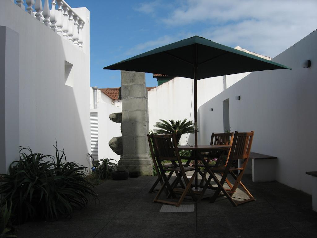 A Casa Do Lado Guest House Орта Екстериор снимка