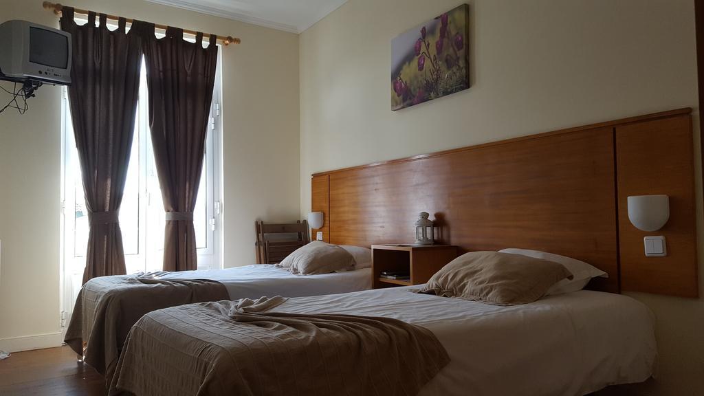 A Casa Do Lado Guest House Орта Екстериор снимка