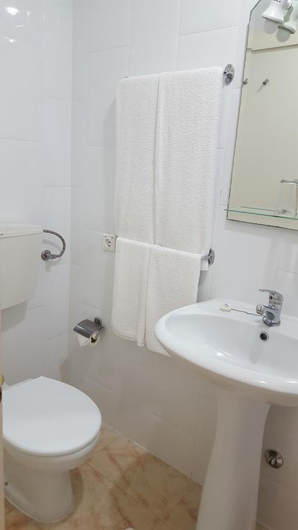 A Casa Do Lado Guest House Орта Екстериор снимка